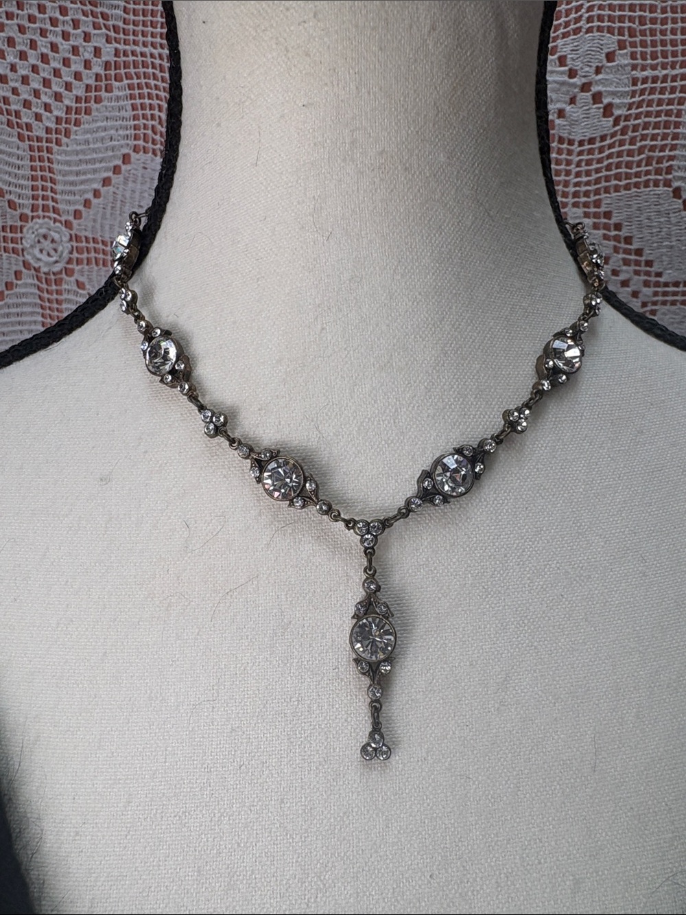 Vintage Belladonna Canada Rhinestone Drop Necklace